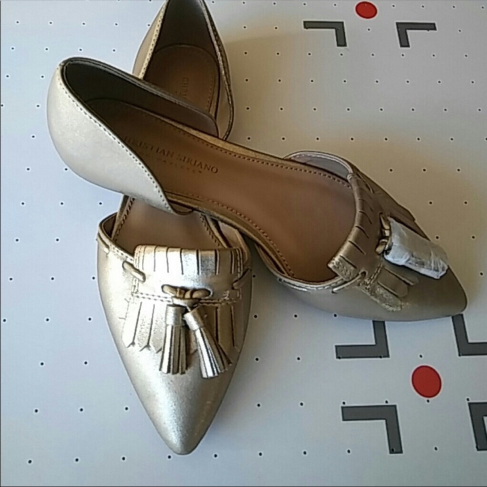 Gold tassel flats